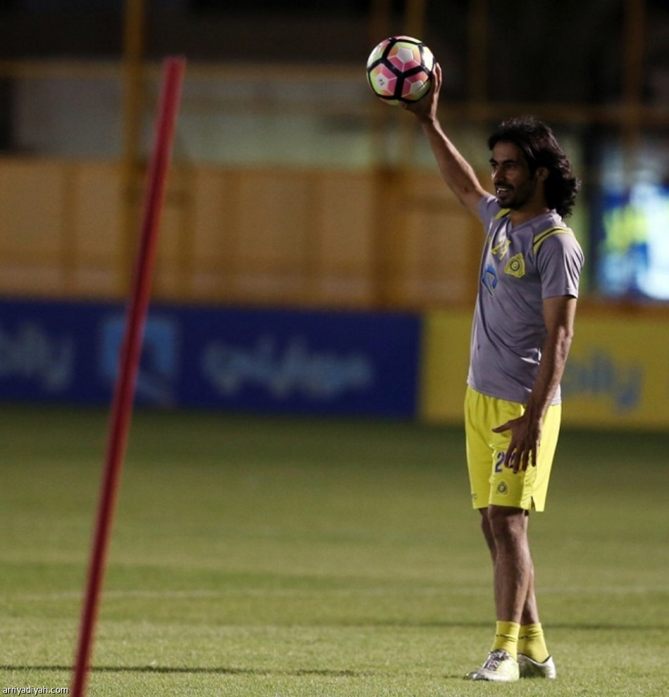 النصر يتجهز للفتح براتب شهرين