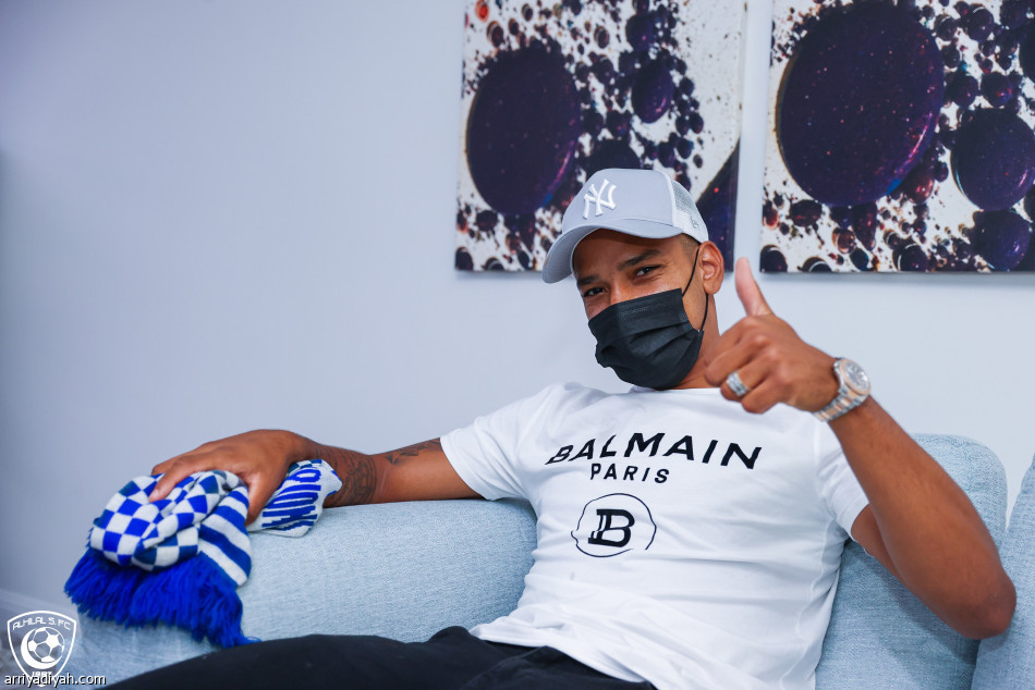 الإثنين.. بيريرا يظهر في تدريبات الهلال