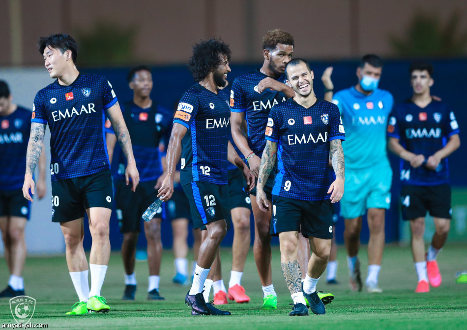 الهلال.. رازفان يركز على التكتيك