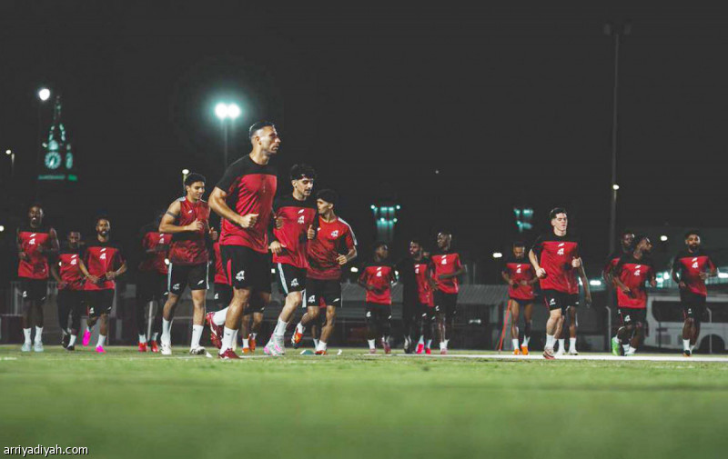 تشفيكو يصل.. ويبدأ من مدرجات الوحدة