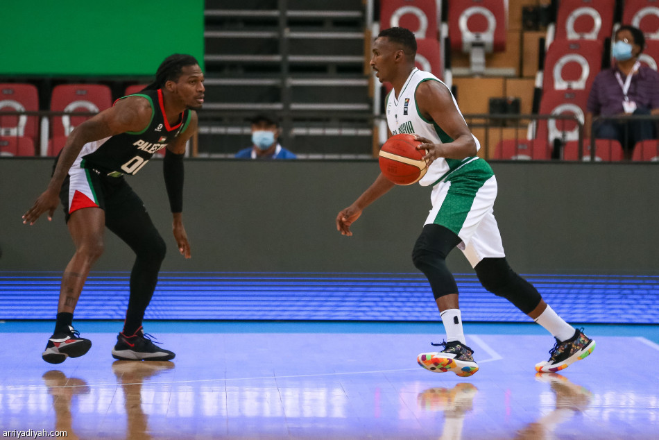 أخضر السلة يحسم التأهل إلى نهائيات آسيا