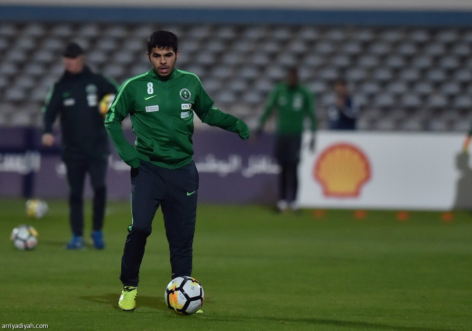 باوزا يطالب لاعبي الأخضر بتفادي أخطاء البرتغال أمام بلغاريا