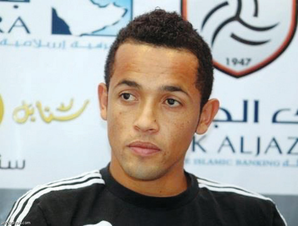 خلال بداياته..
ماري لا يغيب مباراتين