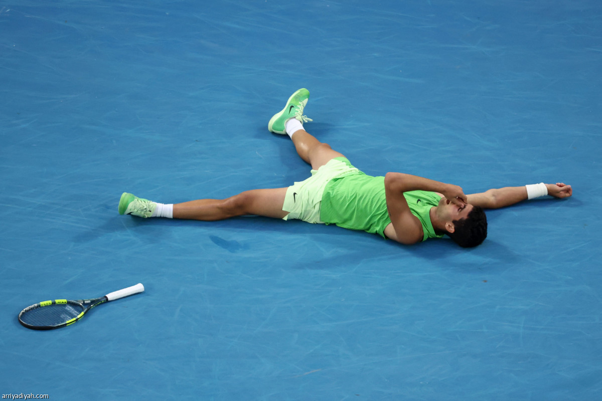 النهائي الأول