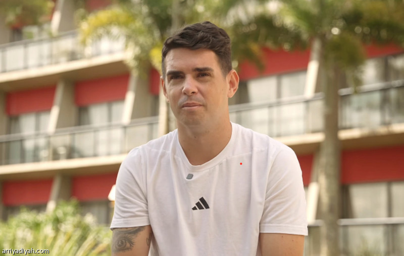 القلب يجبر أوسكار على الاعتزال