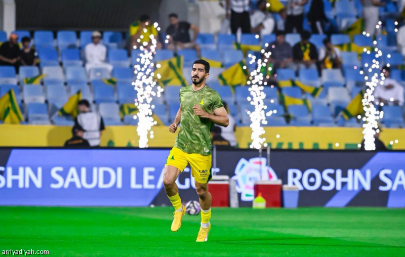 الإصابة تبعد شينكيفيلد وماسوراس.. الخليج يواجه الهلال بستة أجانب