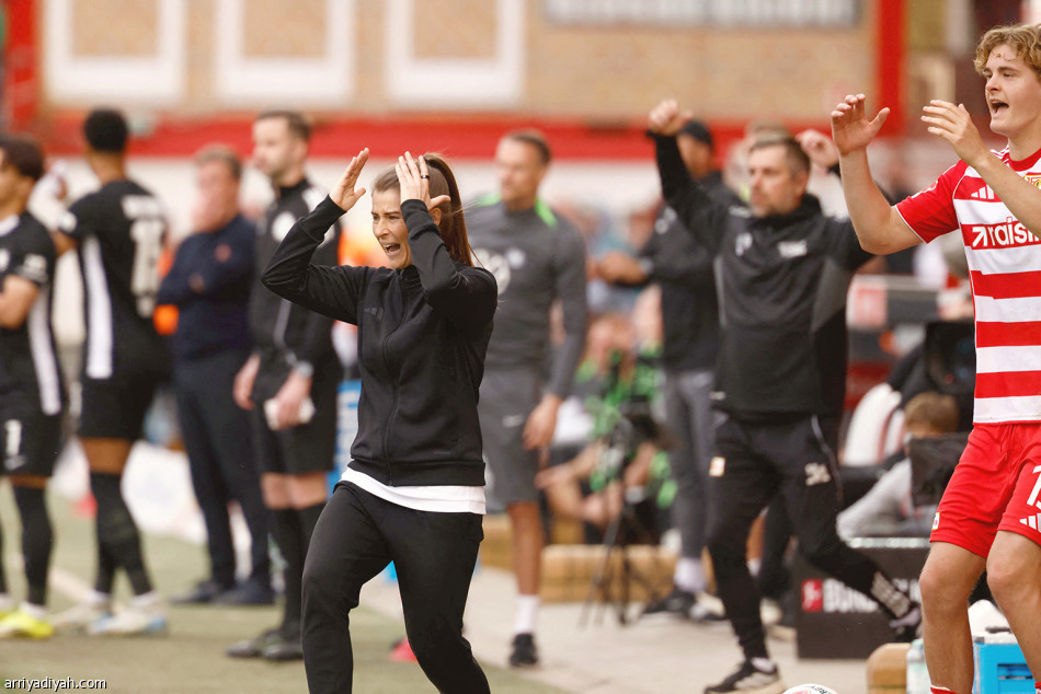 إيتا تكتب التاريخ