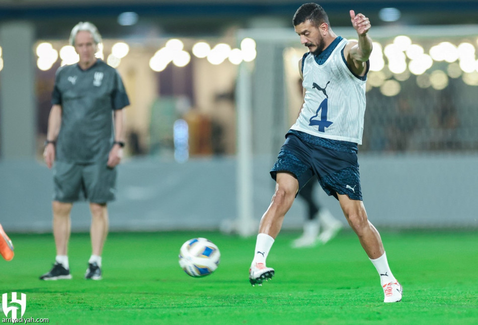 الهلال.. جيسوس يشرح تكتيك مومباي