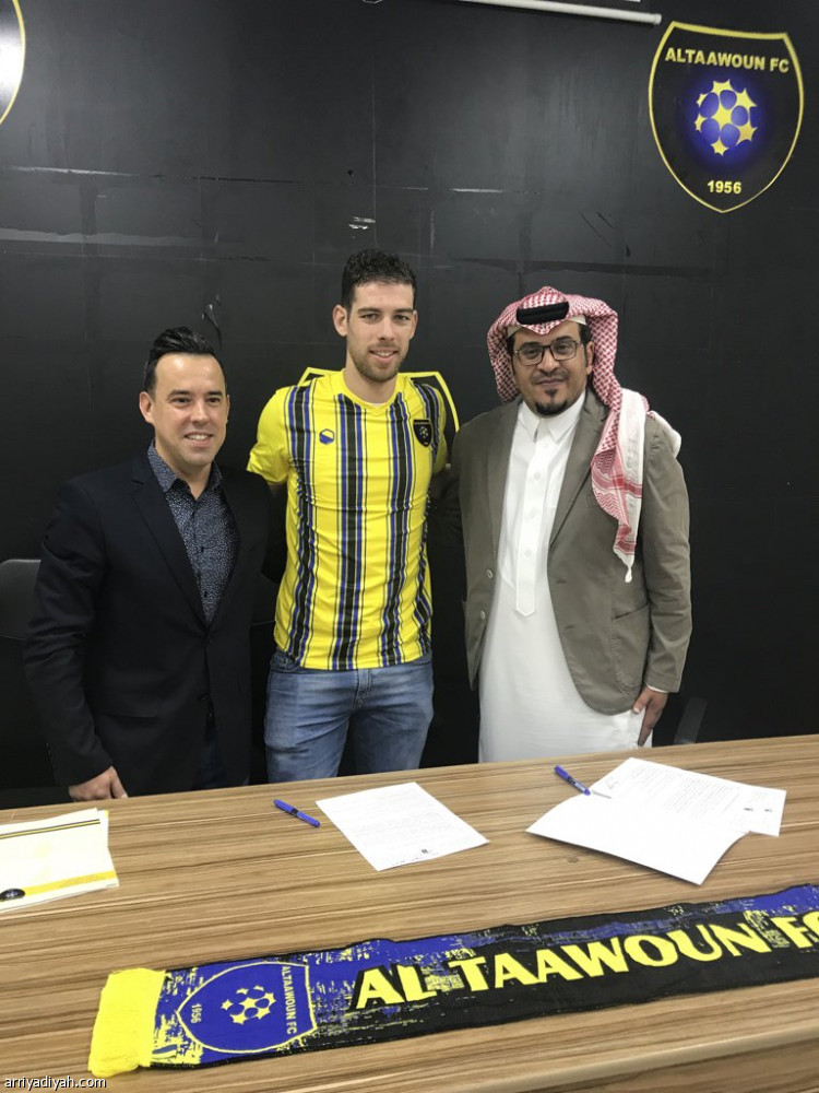 التعاون يمدد عقد البرتغالي ماتشادو لموسمين