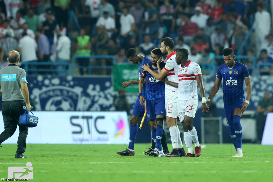 الزمالك يتوج بكأس السوبر في محيط الهلال