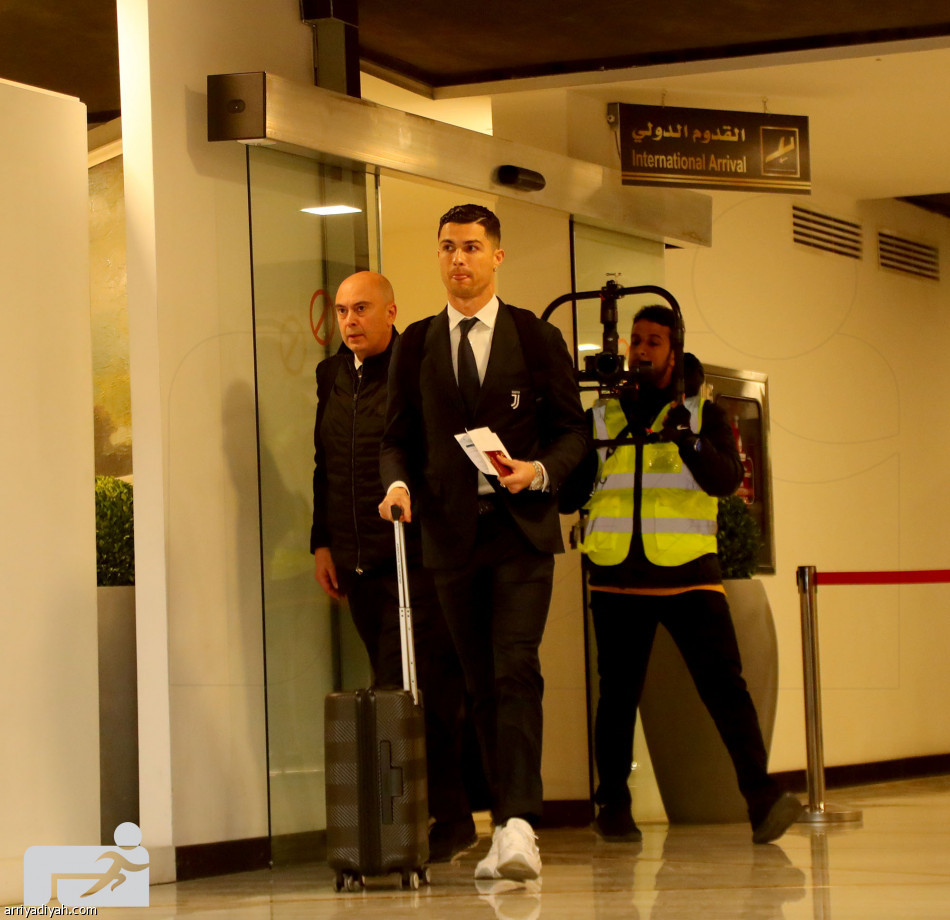 نجوم اليوفي يصلون الرياض تأهبا للسوبر الإيطالي