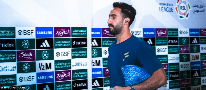 المدرب جوميز يجري تغييرات كبيرة في تشكيلة الفتح لمواجهة النصر في دوري روشن السعودي