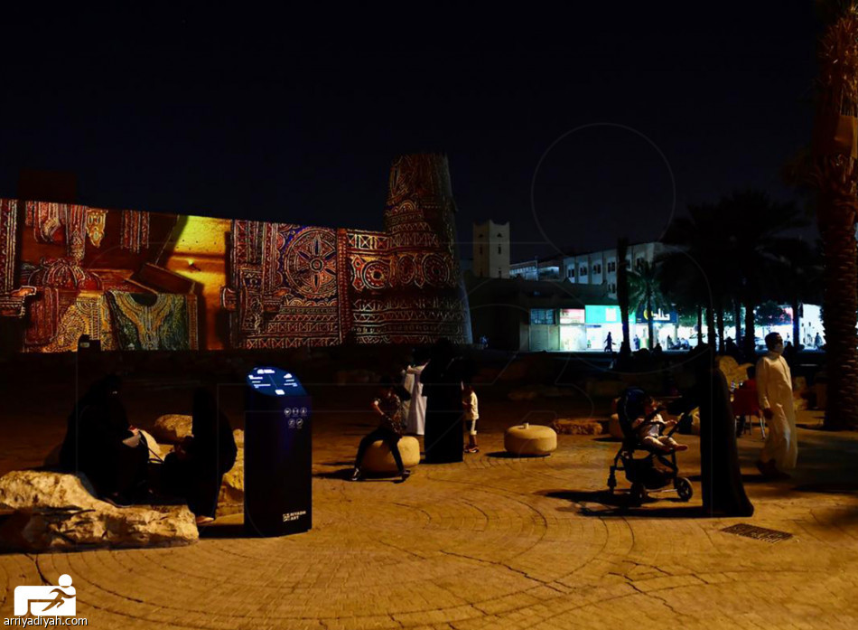 الرزيزا.. شارك أعمال الـ«100 عام».. ورسم فنه على جدران المصمك