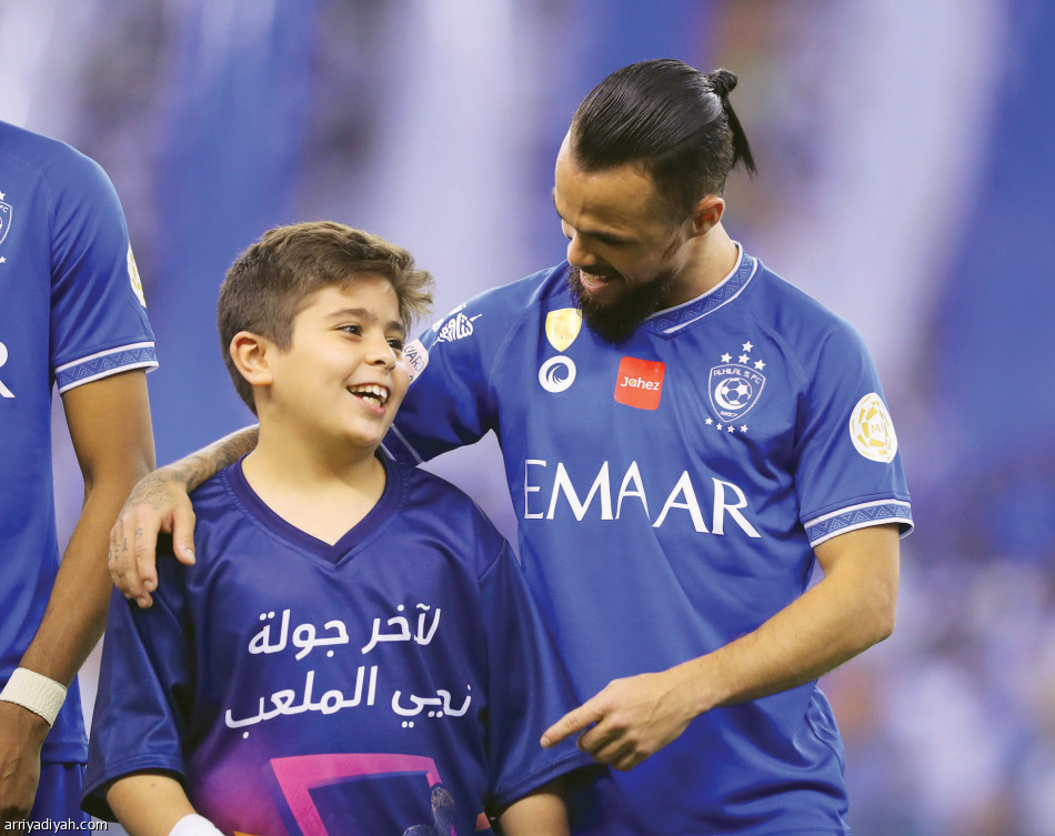 بدوري ثالث على التوالي
الهلال يسطر التاريخ