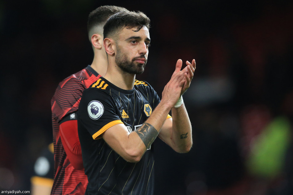 يونايتد يكتفي بالتعادل مع ولفرهامبتون