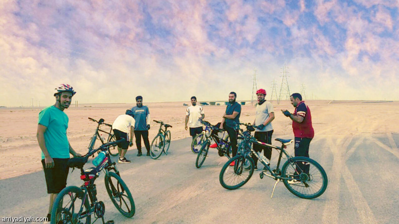 50 دراجا
يجوبون شوارع القويعية