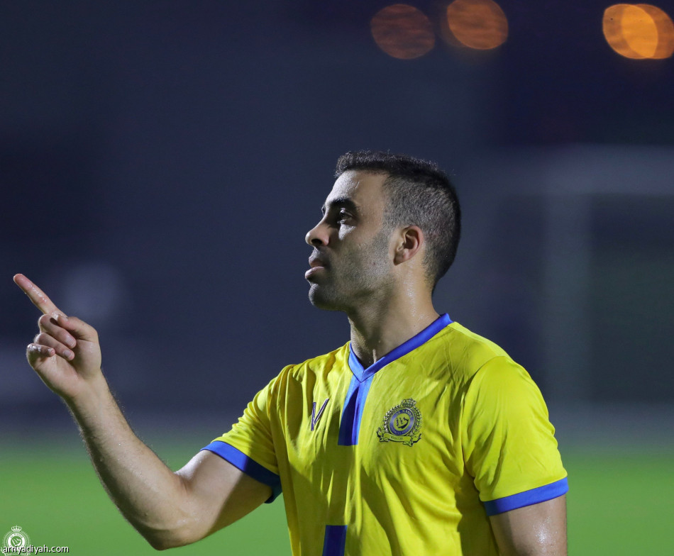 النصر يختتم تحضيراته بـ«كلمة فيتوريا»