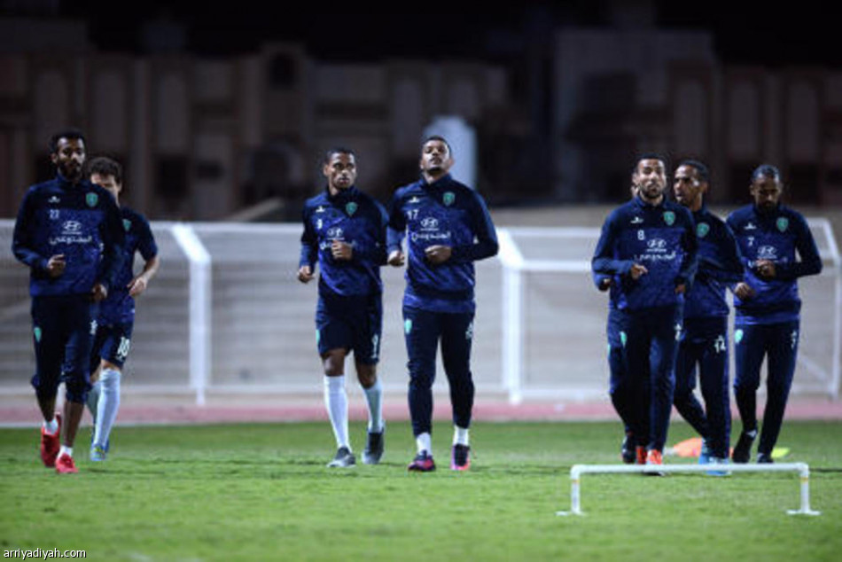 الفتح يبدأ بطرح تذاكر النصر