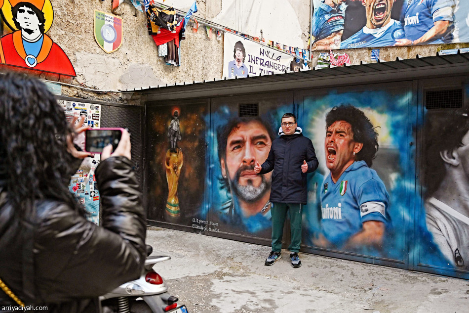 نابولي على أعتاب 
الحلم المارادوني