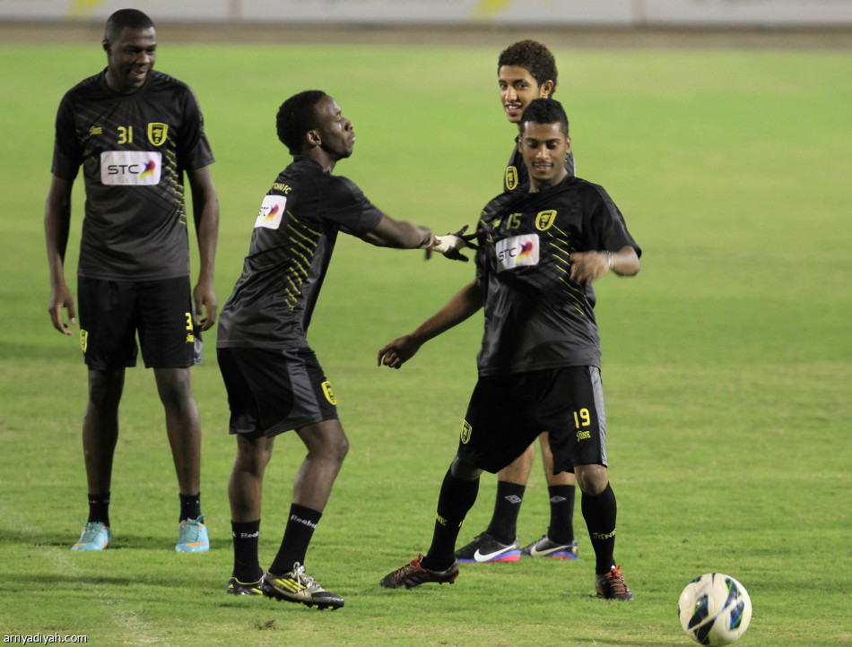 في الاتحاد: عودة الرهيب.. مشاركة ابوعبيد .. والطيران يؤخر الشربيني
