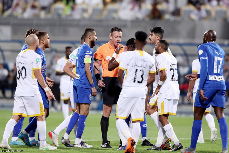 بالاتحاد.. الهلال
يتجاوز النصر والأهلي
