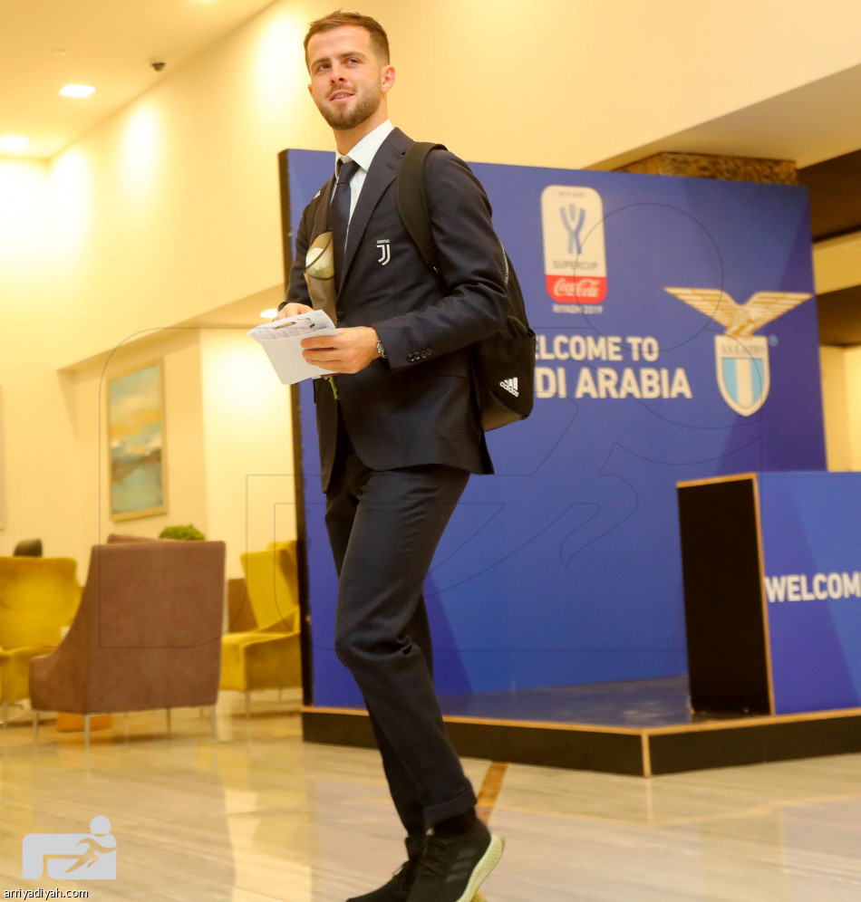 نجوم اليوفي يصلون الرياض تأهبا للسوبر الإيطالي