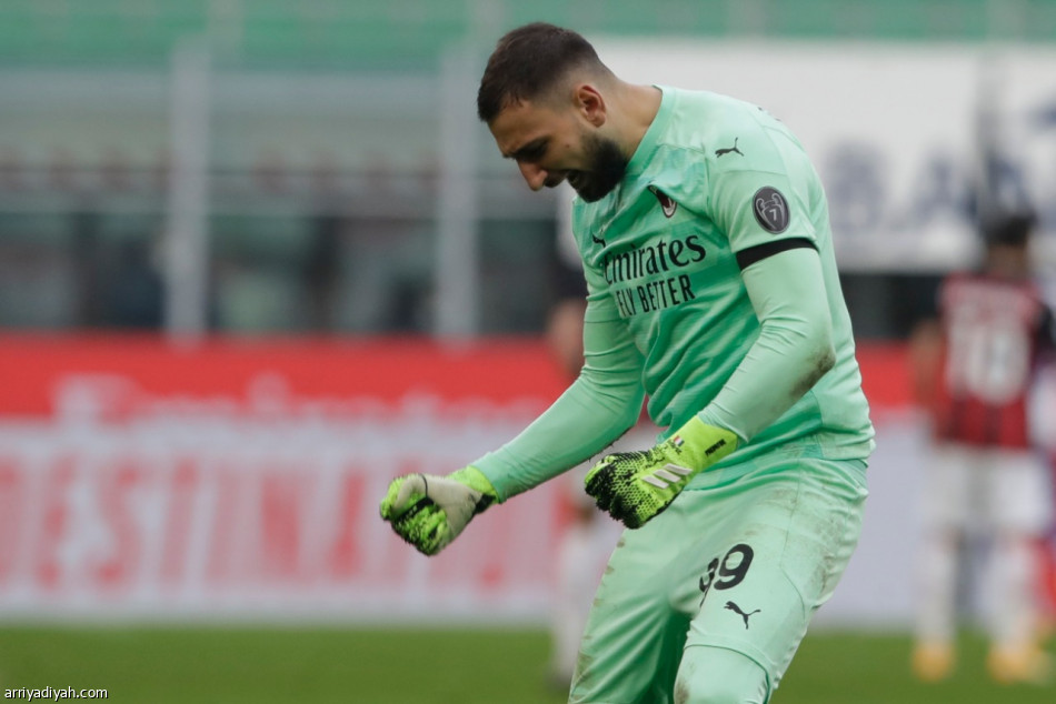 ميلان يتخطى فيورنتينا.. ويعزز صدارته