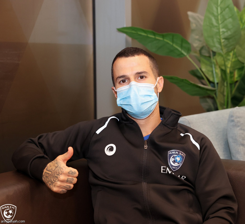 الهلال يتدرب 30 دقيقة.. ويغادر إلى الدمام