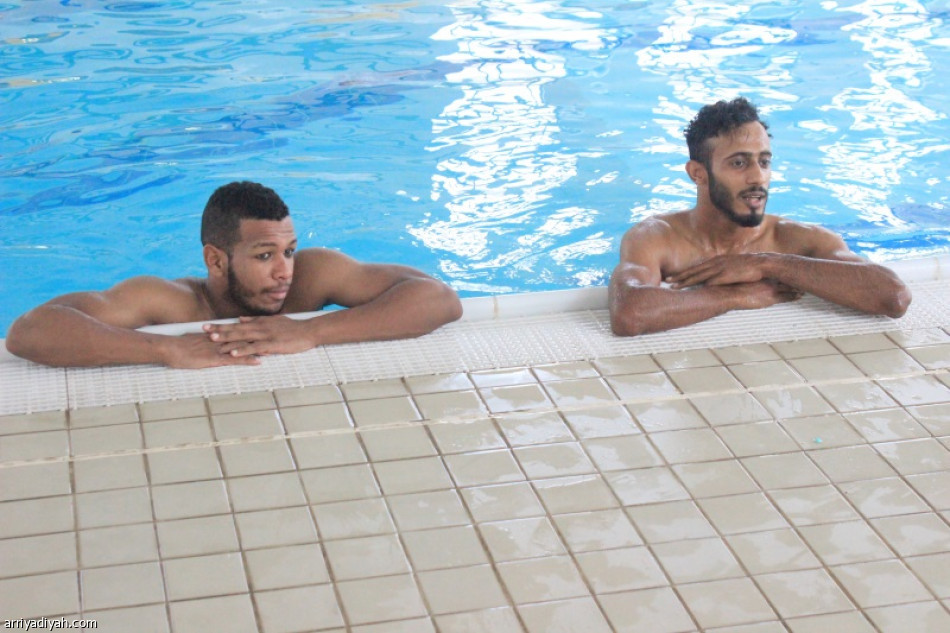 المسبح يجهز الفتح للشباب