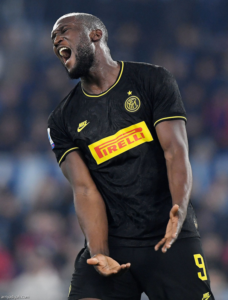 لاتسيو يقلبها على إنتر.. ويقفز إلى المركز الثاني