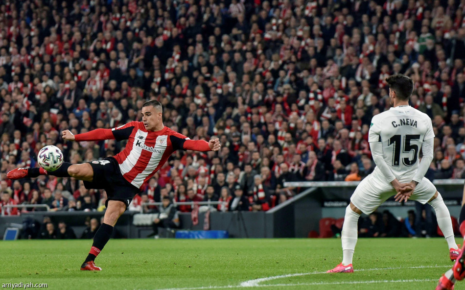 بلباو يعبر غرناطة.. ويقترب من النهائي