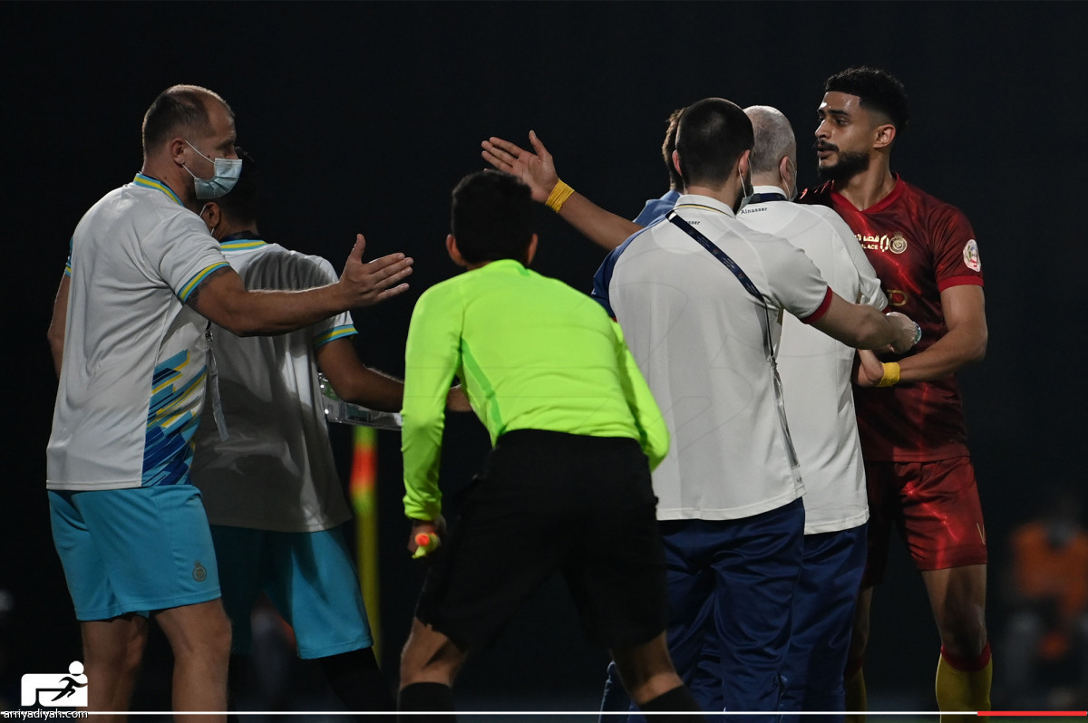 الأهلي والنصر.. الأصفر يعود «صور»