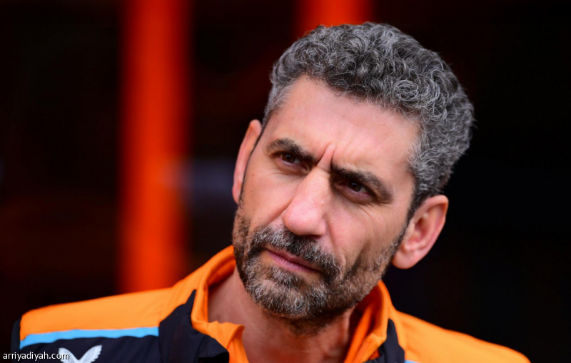 بعد الجدل.. ماكلارين يعيد النظر في أوامر الفريق