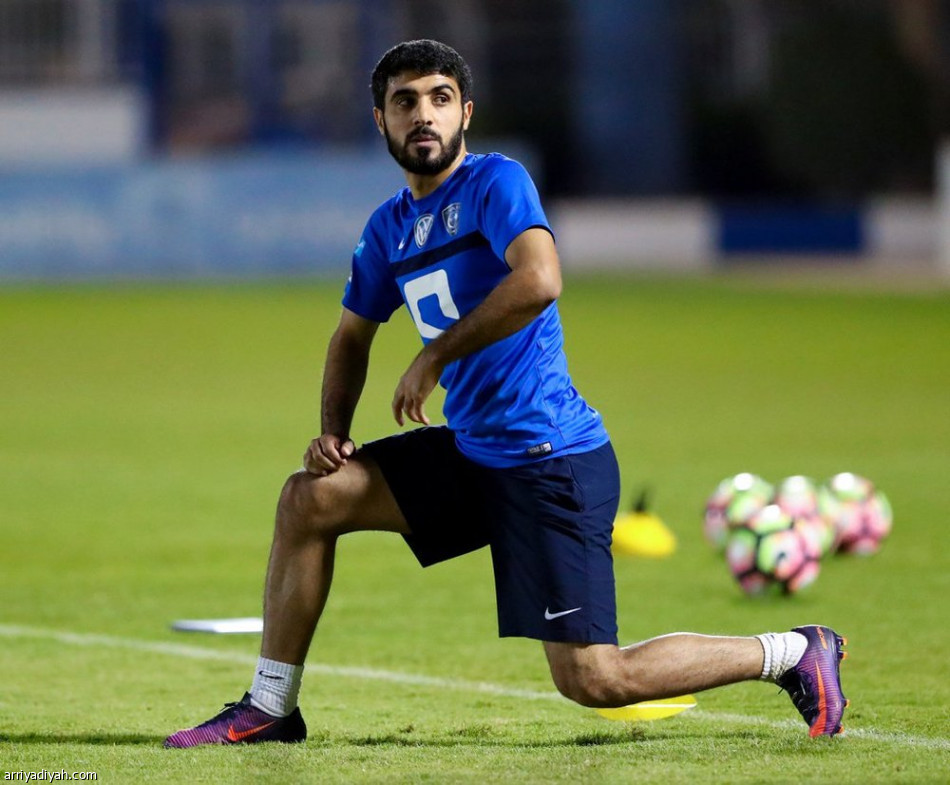 القحطاني والعابد يغيبان عن تدريبات الهلال