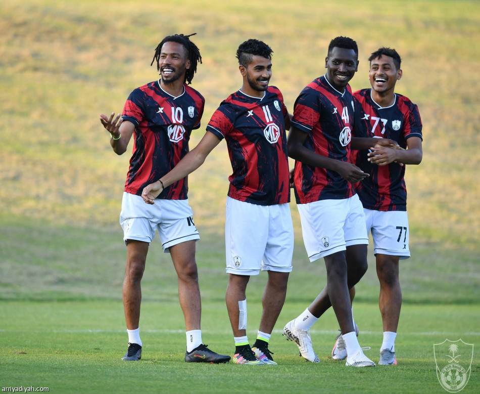 الأهلي يواجه الصفاقسي التونسي وديا