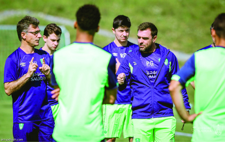 جويدي 
يعيد الأهلي إلى الكرة الهجومية