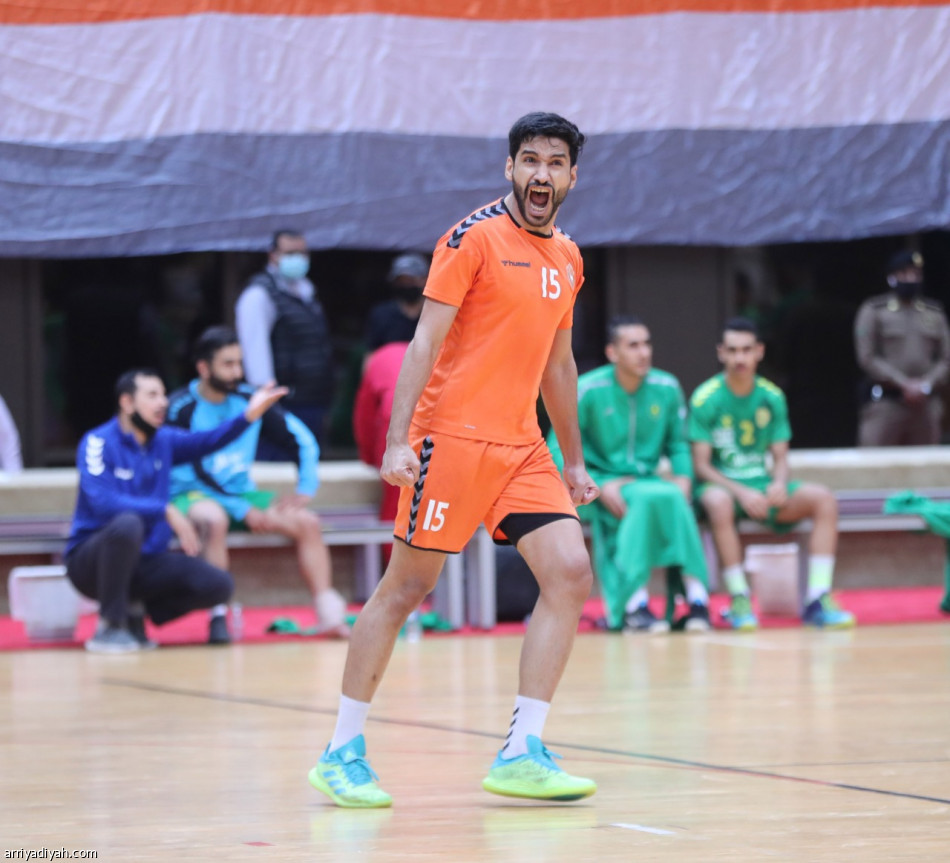 مضر ينتزع كأس سلطان بن فهد من الخليج