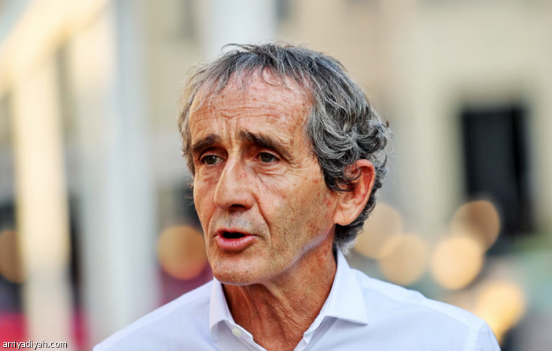 F1 champion injured and home robbed
