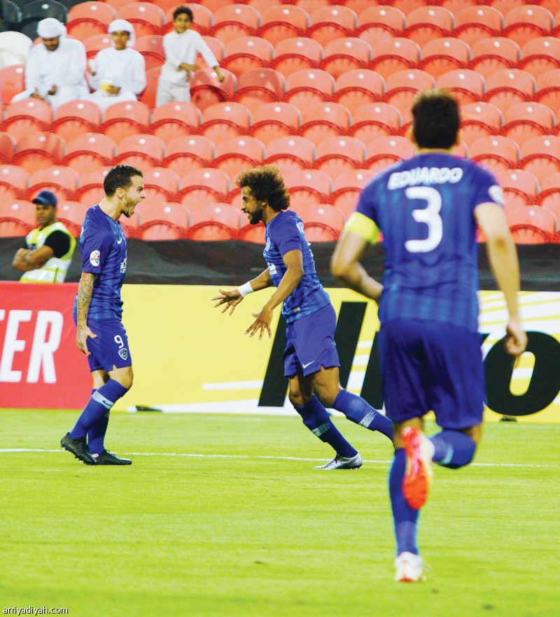 عزز فريق الهلال الأول لكرة القدم صدارته للمجموعة الثالثة في دوري أبطال آسيا بتغلبه على استقلال طهران الإيراني بهدف سجله الإيطالي سيباستيان جيوفينكو في الدقيقة 51 خلال المباراة التي جمعتهما في الجولة الرابعة من دور المجموعات..