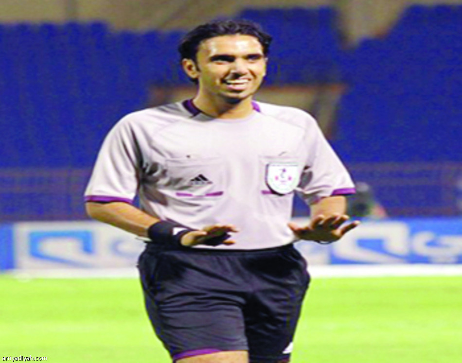 من يدير لجنة التحكيم ؟