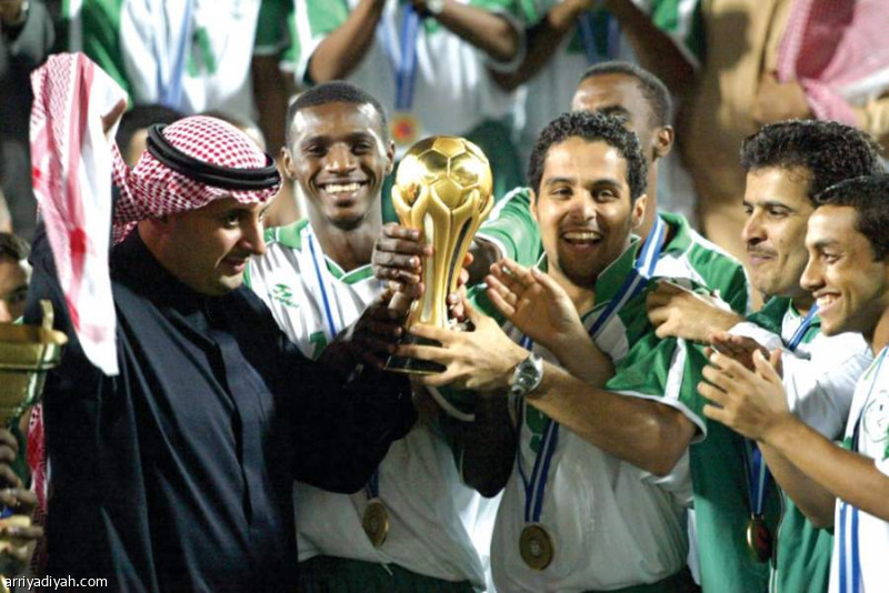 ياسر القحطاني.. آخر من قاد الأخضر نحو الذهب