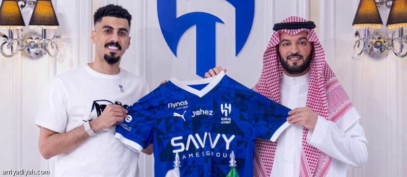 الهلال يتفق مع النصر على شراء المدة المتبقية من عقد علي لاجامي مقابل 4 ملايين ريال بعد مفاوضات مطولة