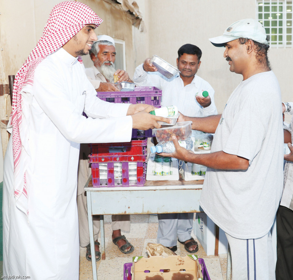 الشلهوب ..
12 عاما يفطر الصائمين