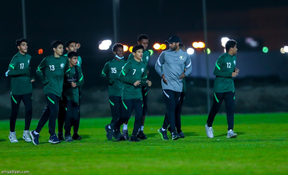 غدا.. أخضر الناشئين ينشد ذهب غرب آسا