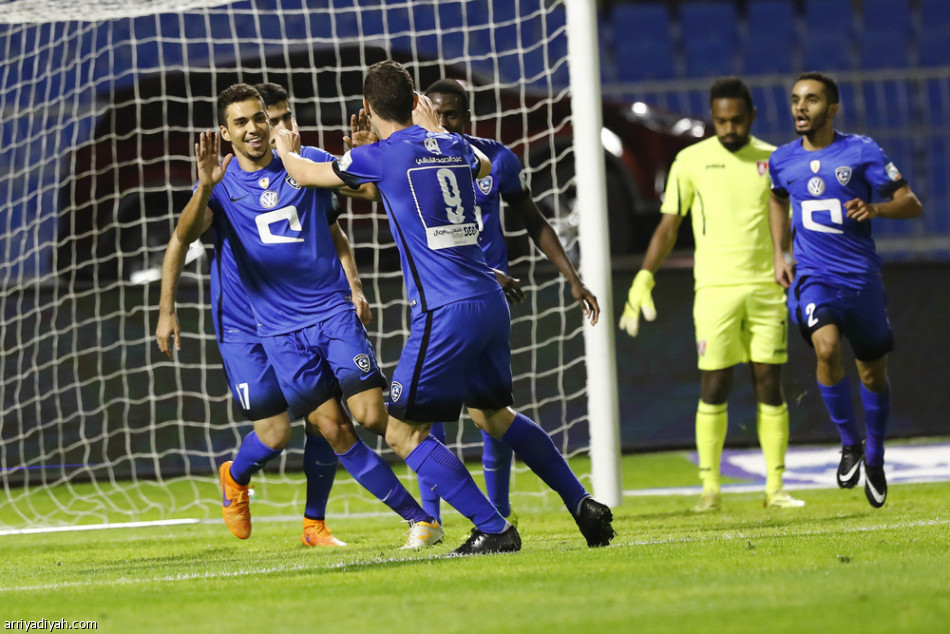 الهلال يصعق الوحدة بسداسية قبل الديربي المنتظر
