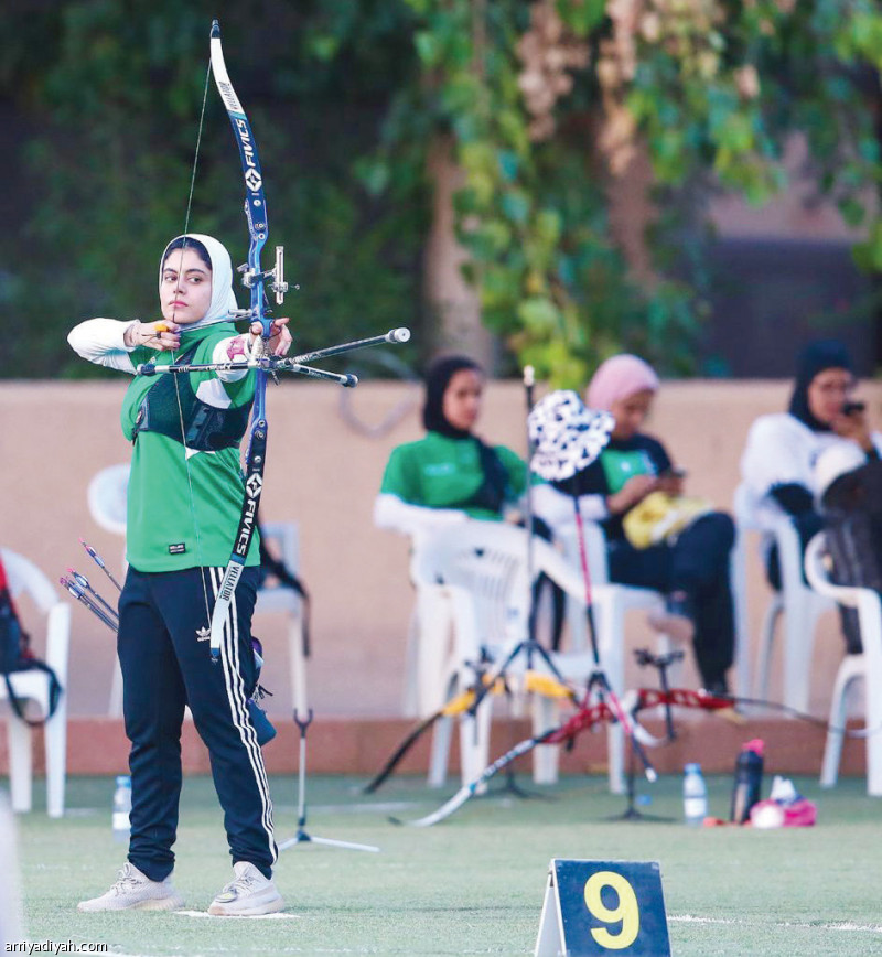 صورة التقطت أمس لشادن المرشود صاحبة ذهبية مسافة 60م في بطولة السعودية الختامية (المركز الإعلامي ـ اتحاد السهام)