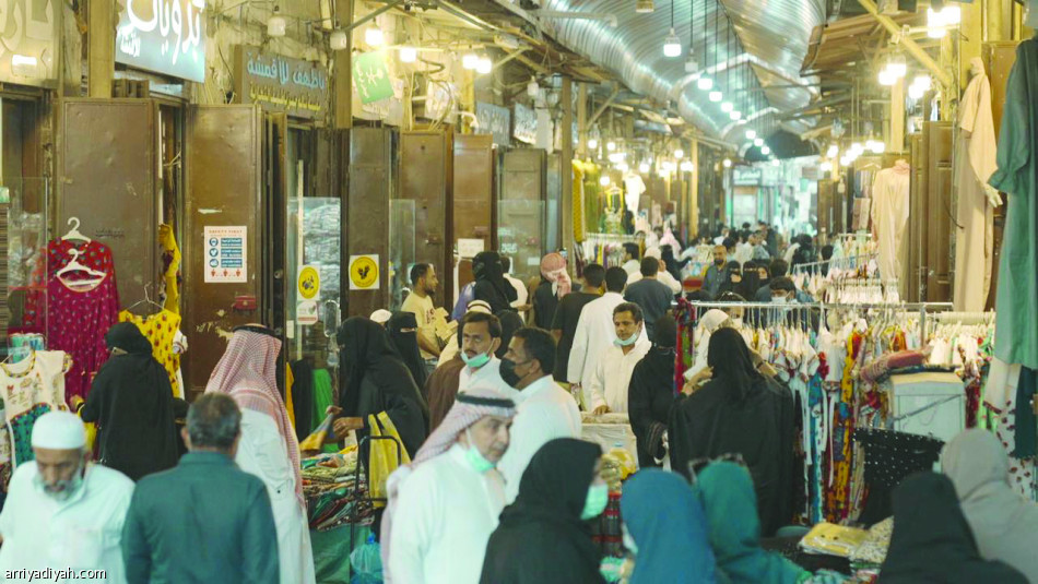 رمضان جدة.. 
فوانيس.. كبدة.. وفول