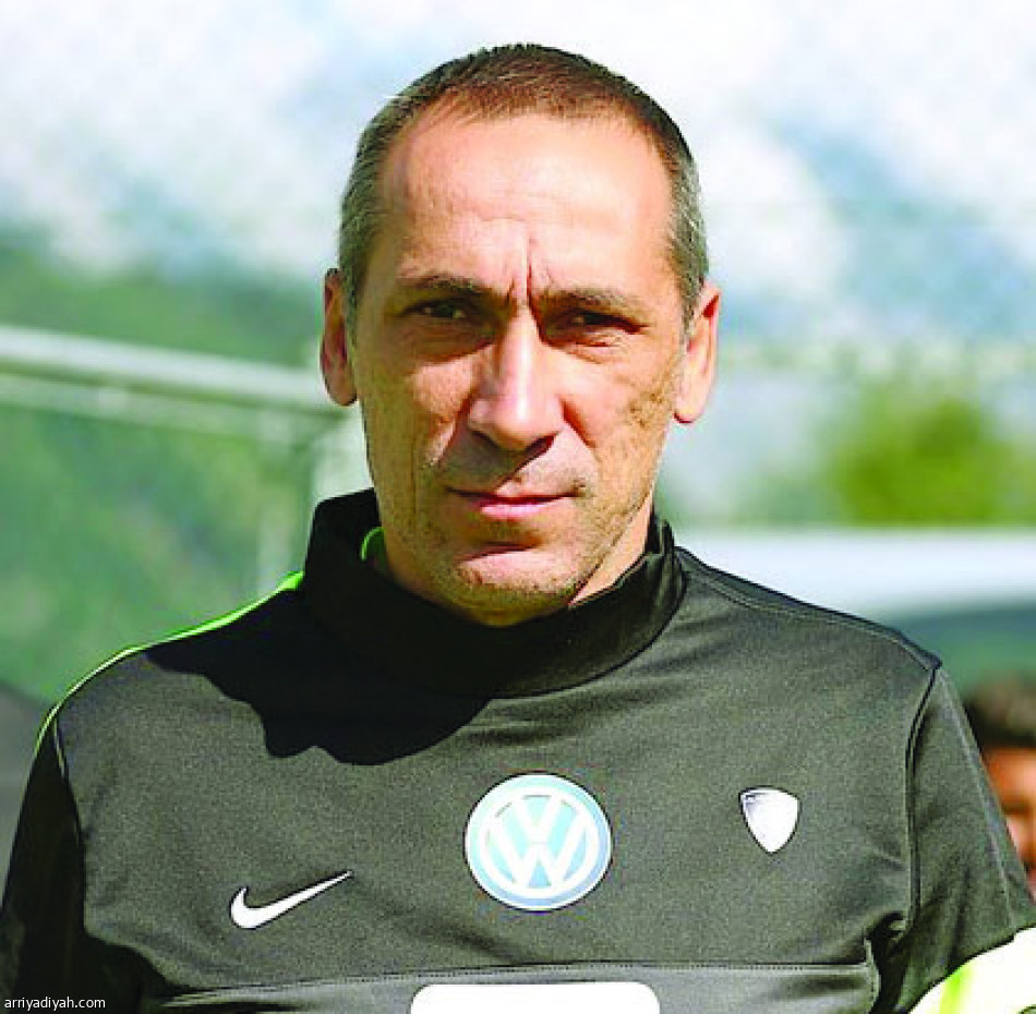 النصر عينه على الكأس و الهلال يستعد للموسم