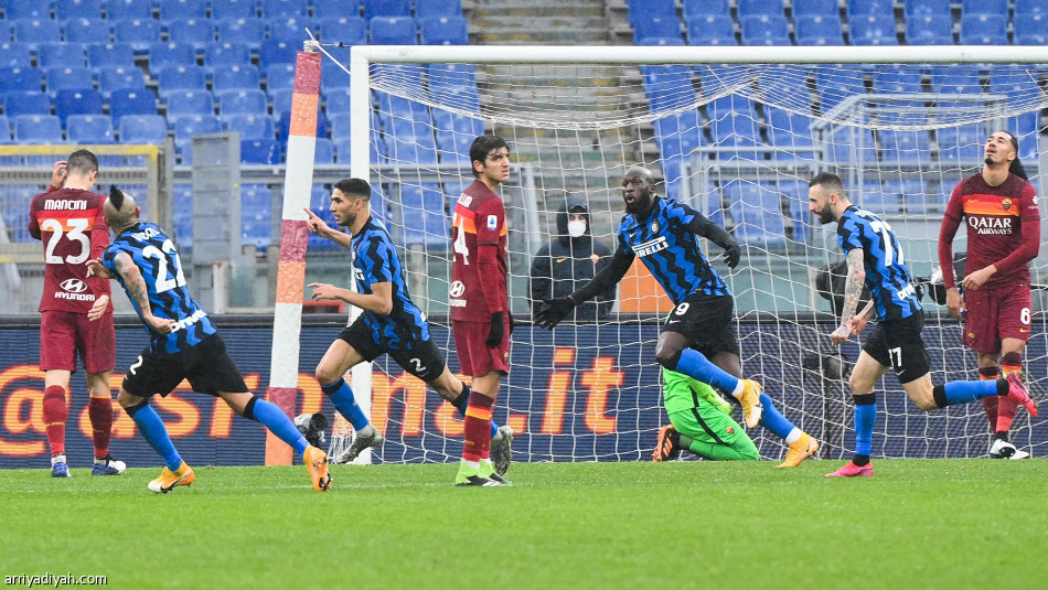 إنتر ميلان يواصل التعثر ويتعادل مع روما