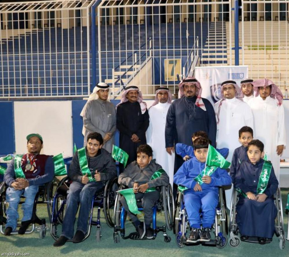 دياز يقسم الهلال إلى مجموعتين